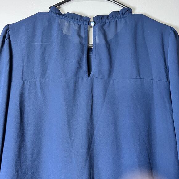 Monteau L Blue Peasant Blouse 3/4 Sleeve Boho Flowing Top Pleated Yoke Feminine - Picture 8 of 9